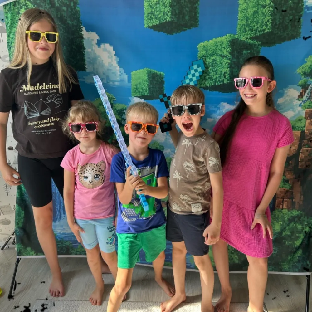 Põgenemismängu Minecraft kaanefoto